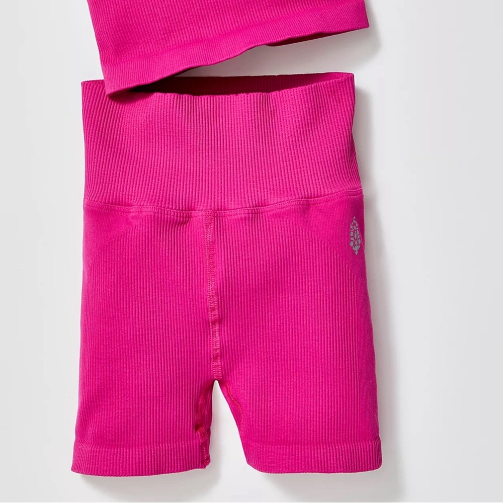 NWOT Free People Happiness Runs Running Shorts XS/S - Picture 10 of 10